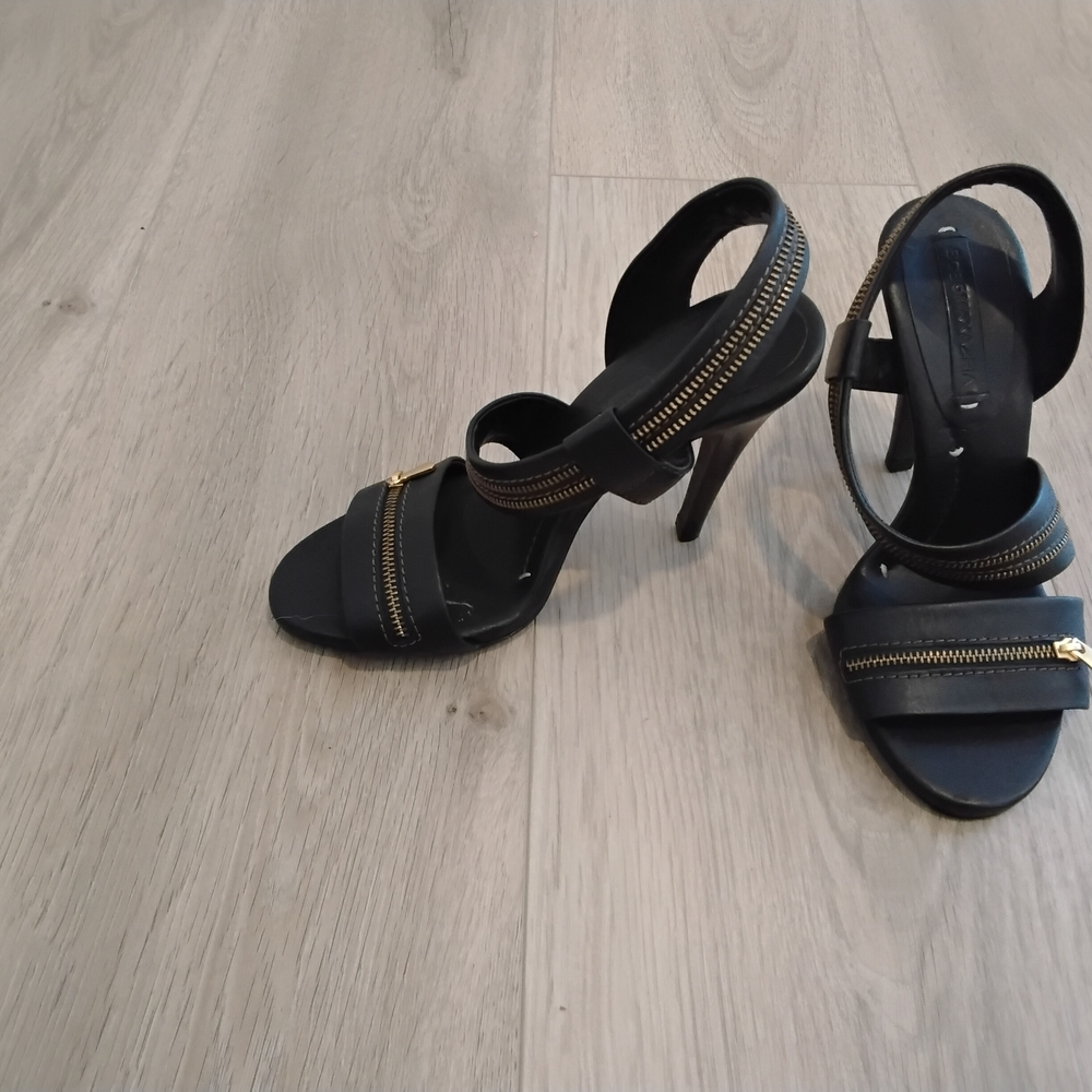 BCBGMAXAZRIA Black Strappy Heel with Gold Zipper Detail | Women’s Size 6